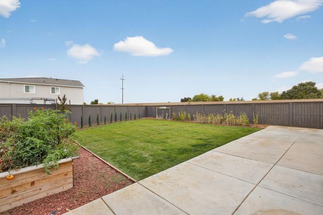 2036 Bacall Ct, Olivehurst, CA 95961