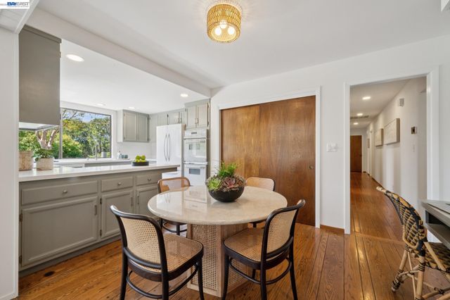 68 LAMBETH SQ, Moraga, CA 94556