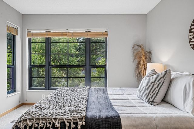 820 Emerald Street 110, Saint Paul, MN 55114