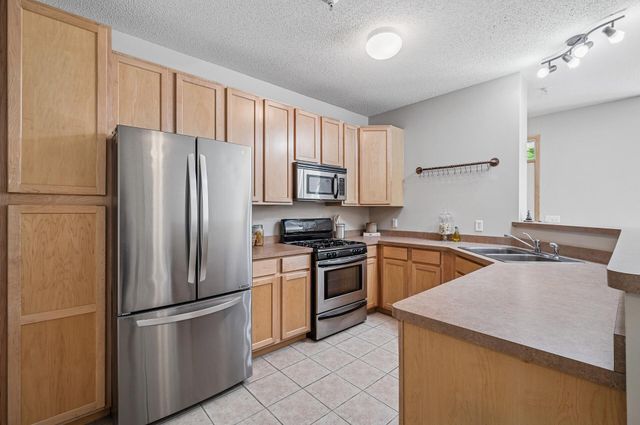 820 Emerald Street 110, Saint Paul, MN 55114