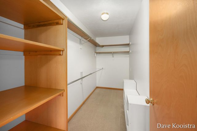 1005 Amber Ridge Drive SW, Byron Center, MI 49315