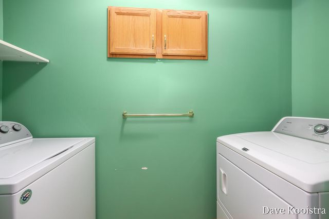 1005 Amber Ridge Drive SW, Byron Center, MI 49315