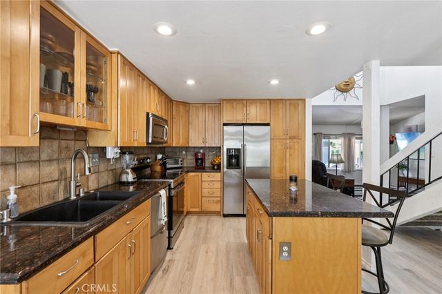 10161 Larwin Avenue 3, Chatsworth, CA 91311