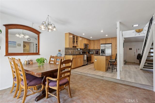 10161 Larwin Avenue 3, Chatsworth, CA 91311