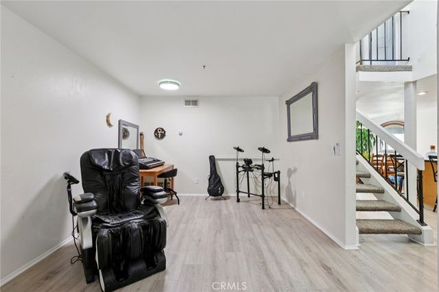 10161 Larwin Avenue 3, Chatsworth, CA 91311