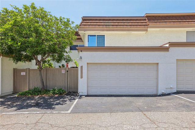 10161 Larwin Avenue 3, Chatsworth, CA 91311