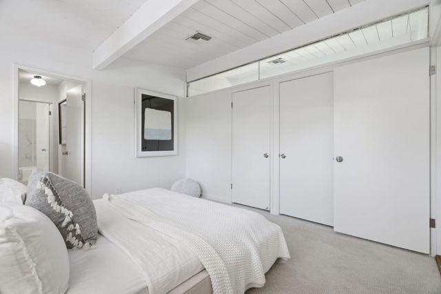 3609 South Court, Palo Alto, CA 94306
