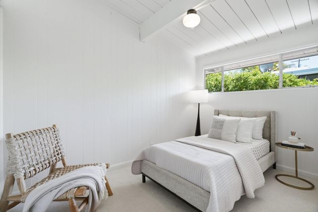 3609 South Court, Palo Alto, CA 94306