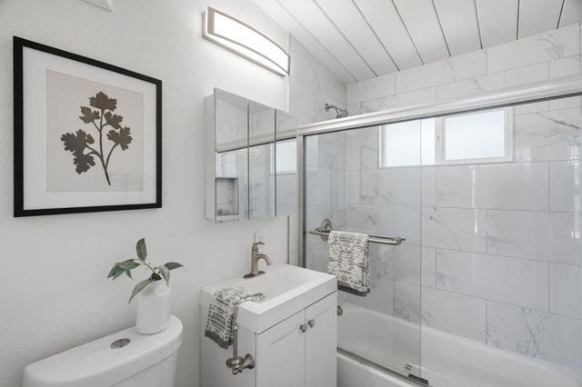 3609 South Court, Palo Alto, CA 94306