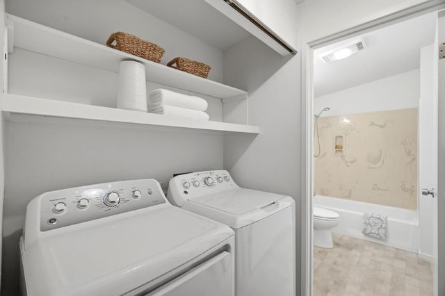 3609 South Court, Palo Alto, CA 94306