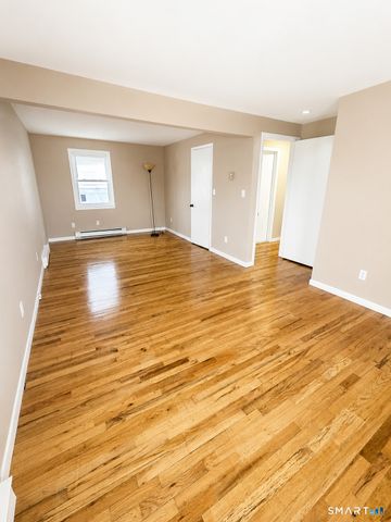 244 Peat Meadow Road, New Haven, CT 06513