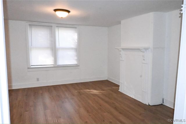 5667 Buckley Hall Rd, Cobbs Creek, VA 23056