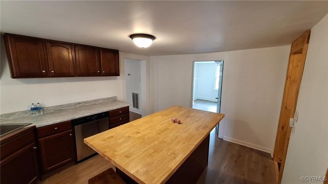 5667 Buckley Hall Rd, Cobbs Creek, VA 23056
