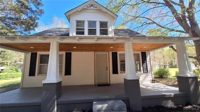 5667 Buckley Hall Rd, Cobbs Creek, VA 23056
