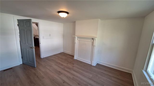 5667 Buckley Hall Rd, Cobbs Creek, VA 23056