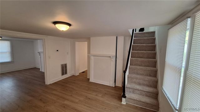 5667 Buckley Hall Rd, Cobbs Creek, VA 23056