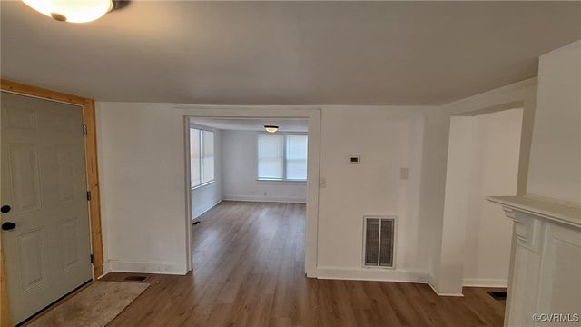 5667 Buckley Hall Rd, Cobbs Creek, VA 23056