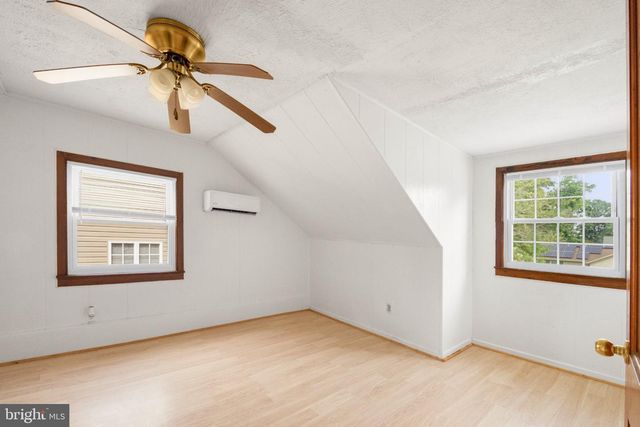 301 LAKEVIEW AVE, Edgewater, MD 21037