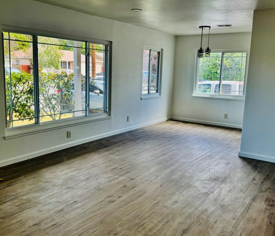 3054 Princeton Ave, Stockton, CA 95204