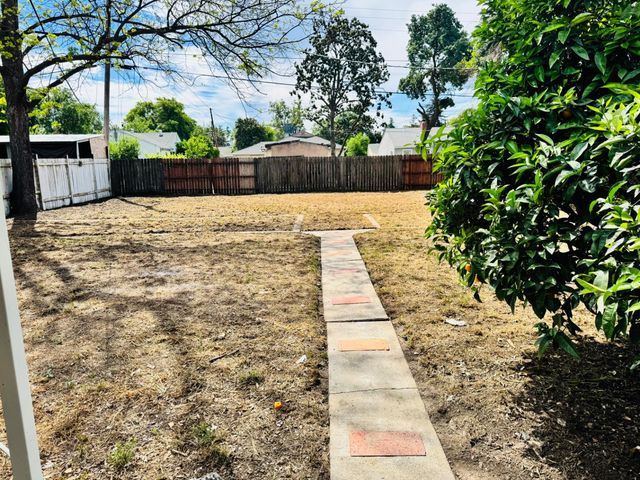 3054 Princeton Ave, Stockton, CA 95204