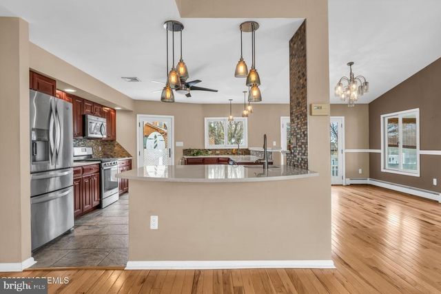 13 TOBAGO AVE, Toms River, NJ 08753