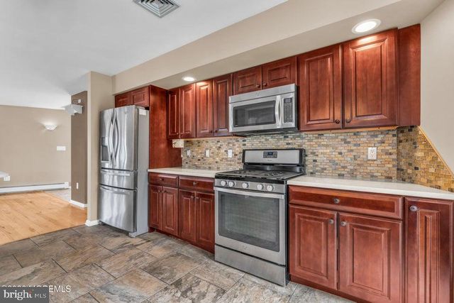 13 TOBAGO AVE, Toms River, NJ 08753