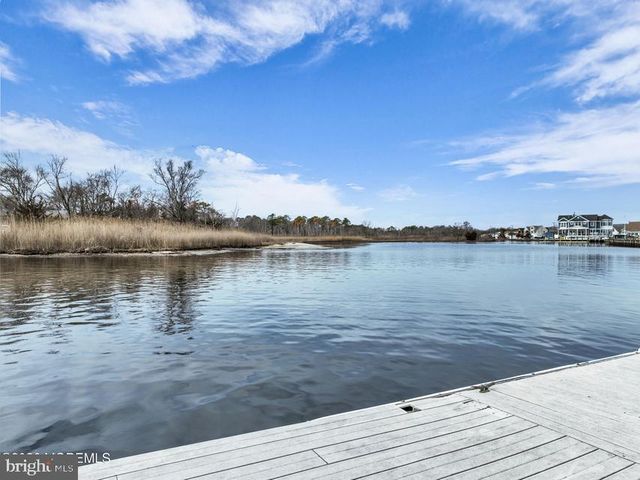 13 TOBAGO AVE, Toms River, NJ 08753