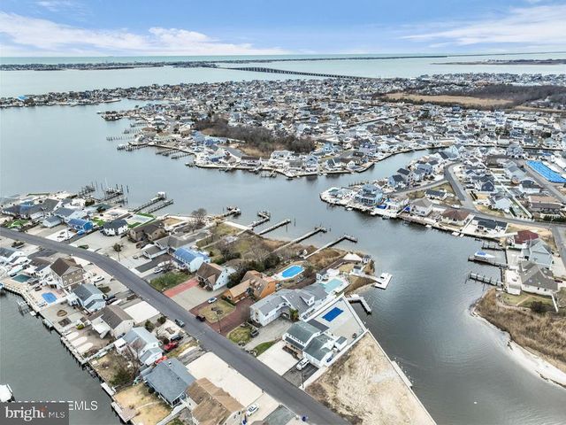 13 TOBAGO AVE, Toms River, NJ 08753