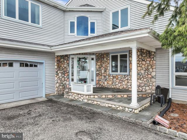 13 TOBAGO AVE, Toms River, NJ 08753