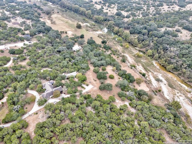 1258 River Bluff, Pipe Creek, TX 78063