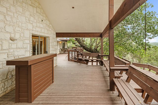 1258 River Bluff, Pipe Creek, TX 78063