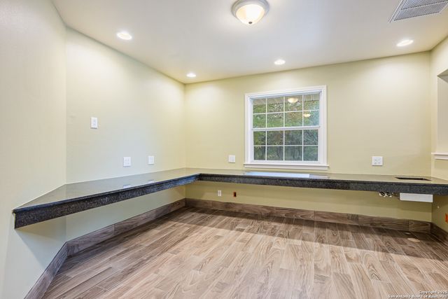 1258 River Bluff, Pipe Creek, TX 78063