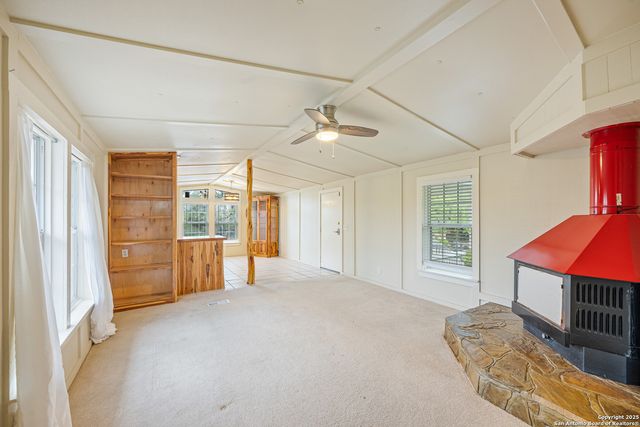 1258 River Bluff, Pipe Creek, TX 78063