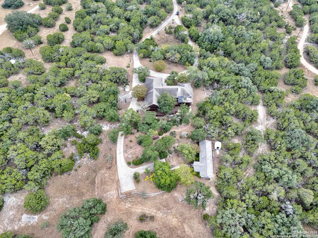 1258 River Bluff, Pipe Creek, TX 78063