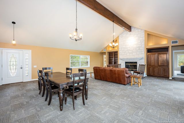 1258 River Bluff, Pipe Creek, TX 78063