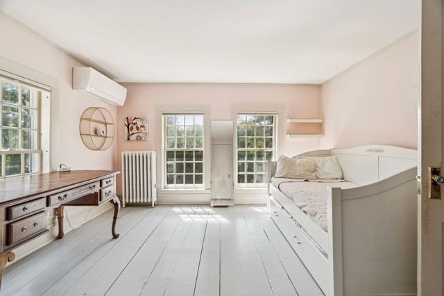 9 Camel Hump Road, Newport, NH 03773