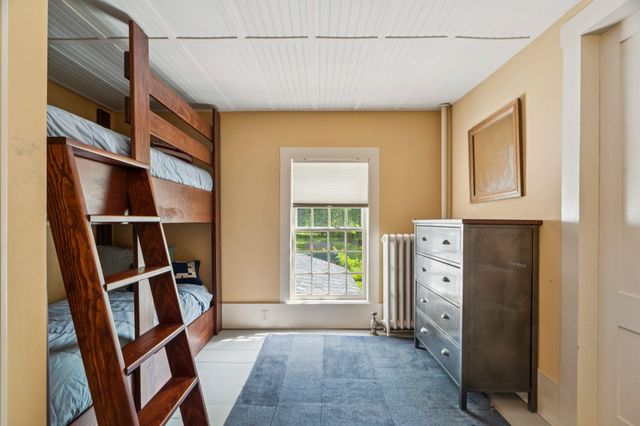 9 Camel Hump Road, Newport, NH 03773