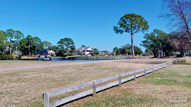 3726 Ceylon Cv, Gulf Breeze, FL 32563