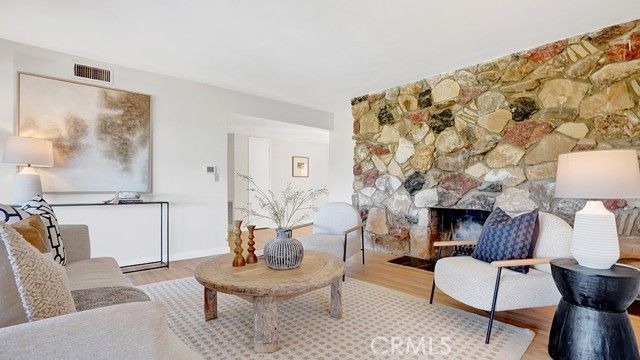 5537 Stardust, La Canada Flintridge, CA 91011