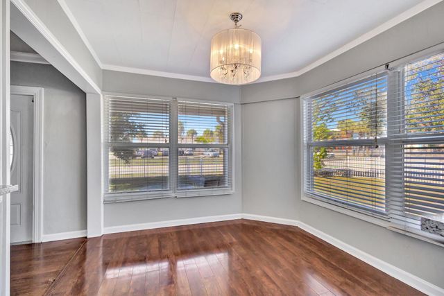 736 Rockland Drive, West Palm Beach, FL 33405