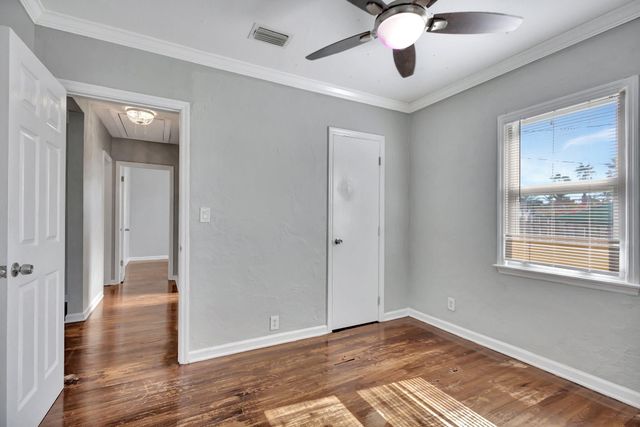 736 Rockland Drive, West Palm Beach, FL 33405