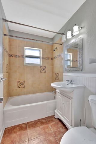 736 Rockland Drive, West Palm Beach, FL 33405