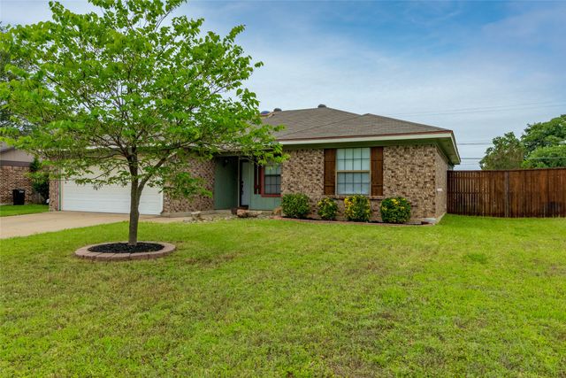 937 Springhill Drive, Burleson, TX 76028