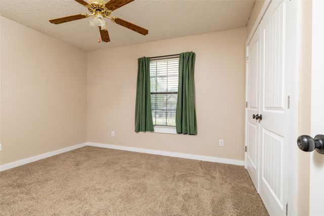 937 Springhill Drive, Burleson, TX 76028