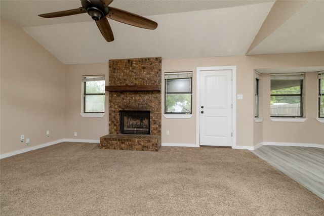 937 Springhill Drive, Burleson, TX 76028
