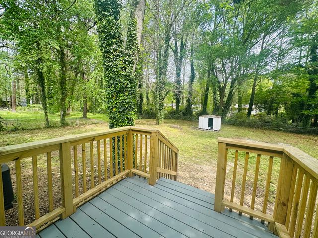 70 Darwin Drive, Jonesboro, GA 30238