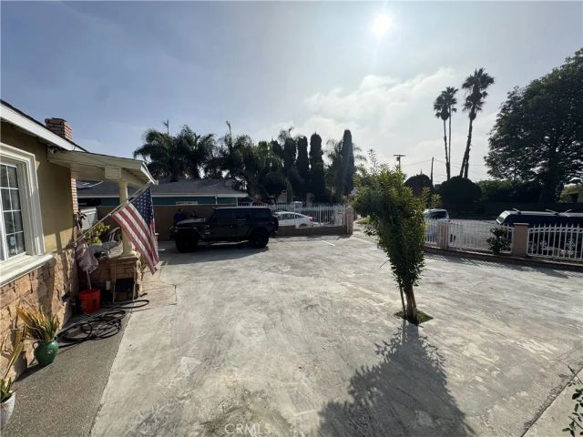 14921 Titus, Panorama City, CA 91402