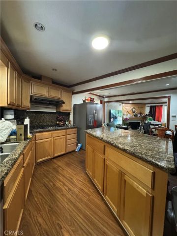 14921 Titus, Panorama City, CA 91402