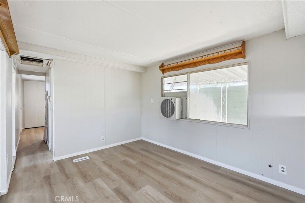 Image 12 of property listing at 2150 S San Jacinto Avenue 19, San Jacinto, CA 92583