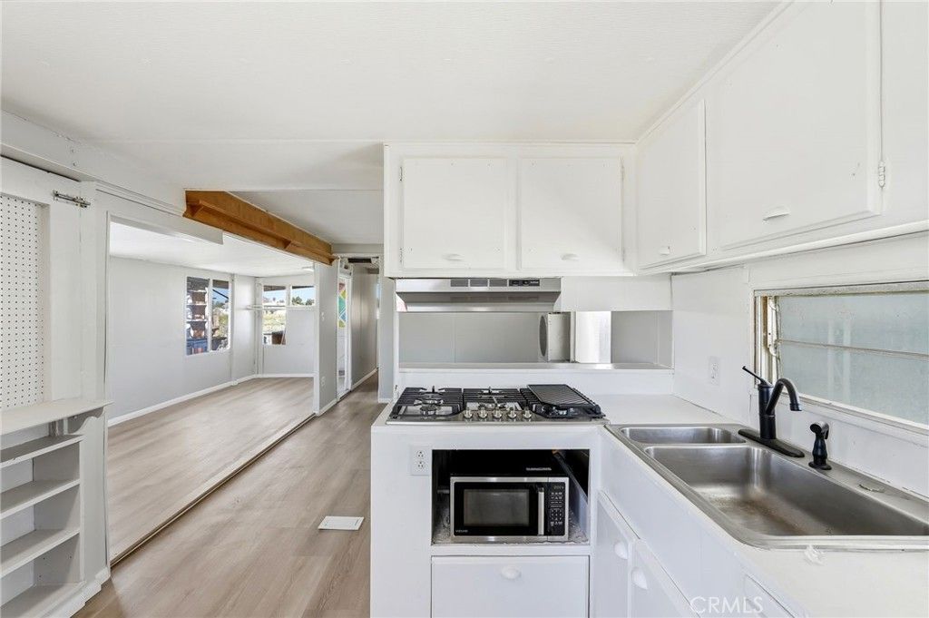 Image 17 of property listing at 2150 S San Jacinto Avenue 19, San Jacinto, CA 92583